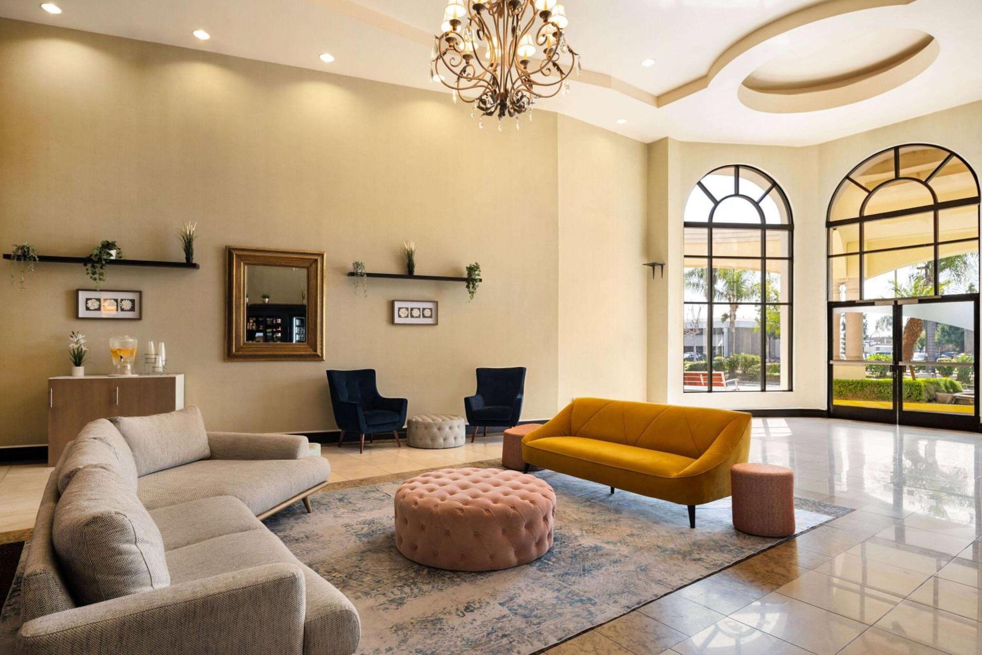 Hotel Marguerite South Anaheim - Garden Grove, Trademark Collection By Wyndham Eksteriør billede