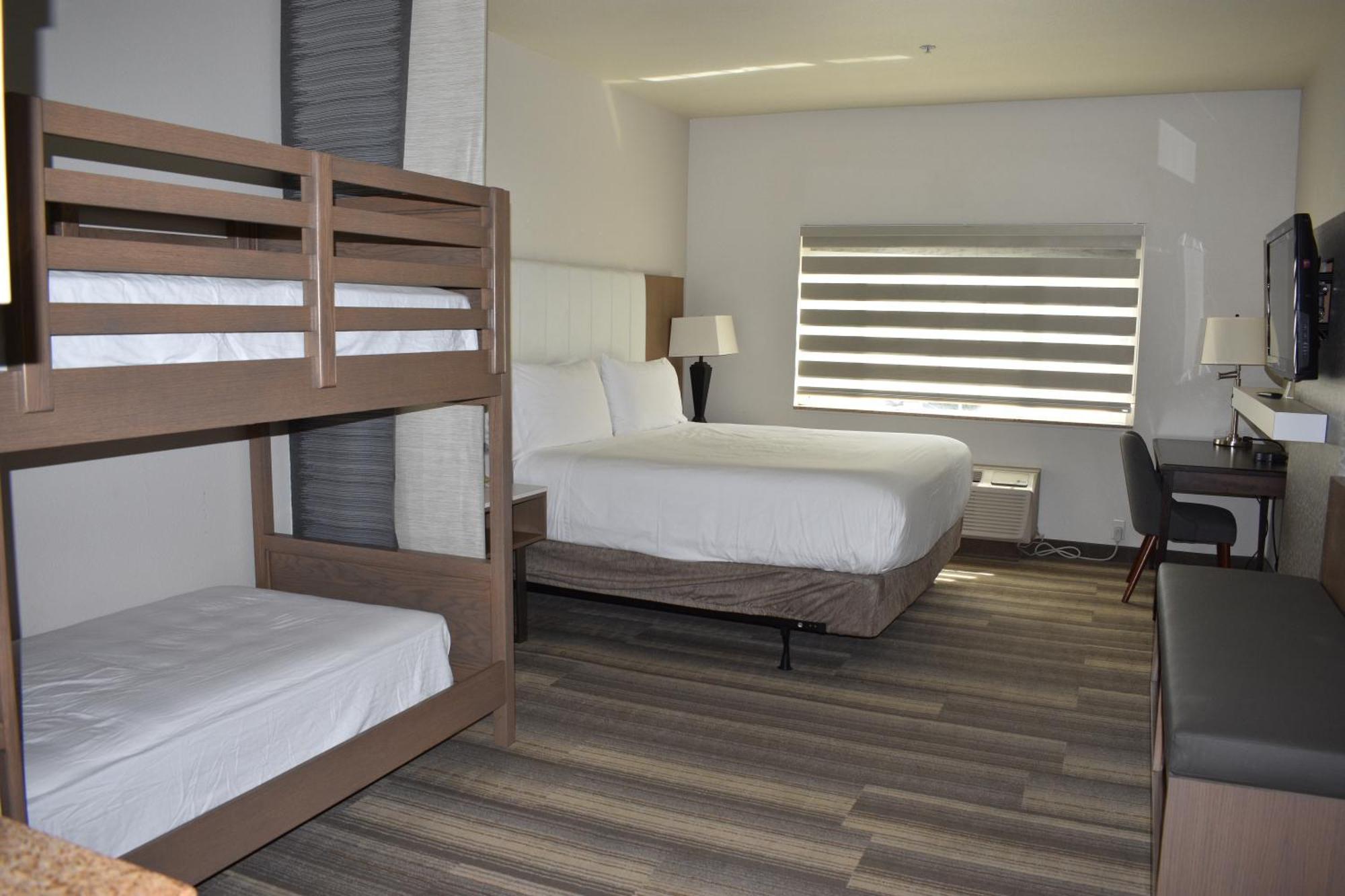 Hotel Marguerite South Anaheim - Garden Grove, Trademark Collection By Wyndham Værelse billede